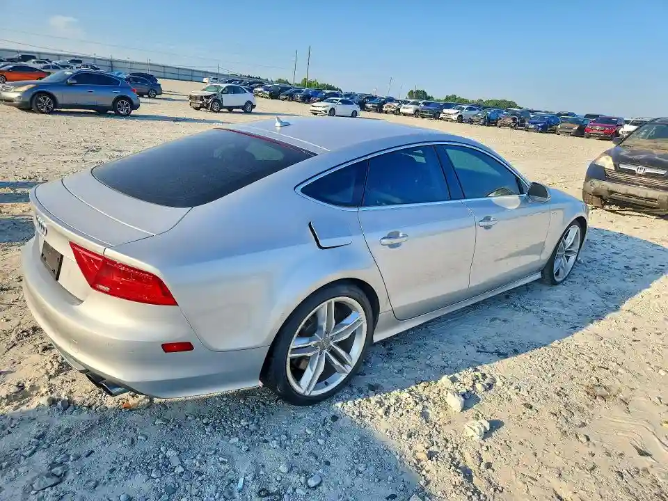 WAUW2AFC2DN089409 2013 AUDI S7/RS7-2