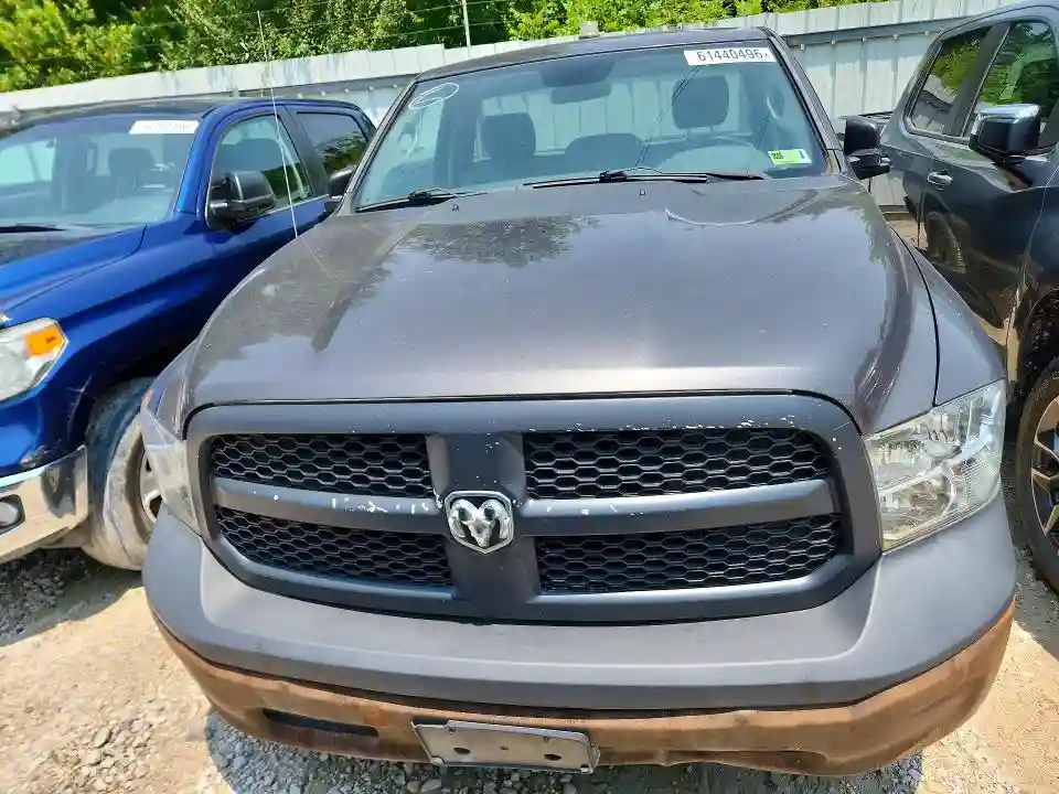 3C6JR7DT3FG675909 2015 RAM 1500-4