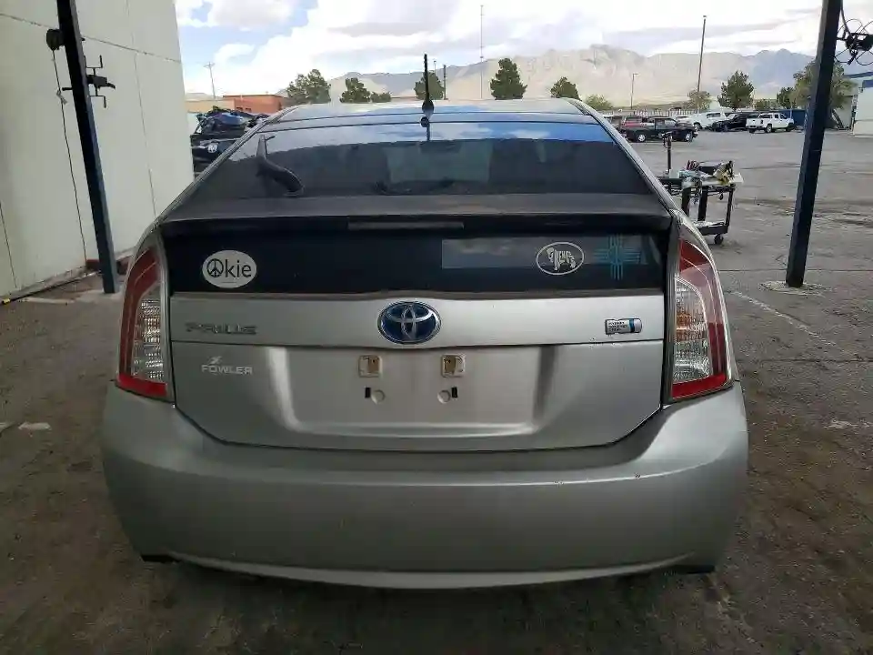 JTDKN3DU1D5543181 2013 TOYOTA PRIUS-5