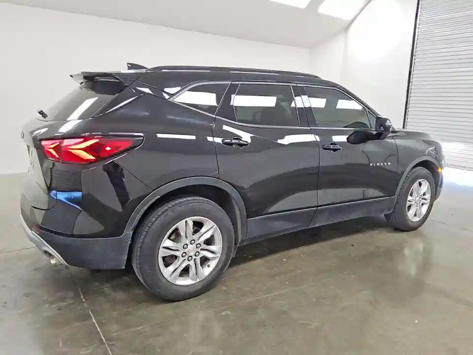 3GNKBHR40NS147935 2022 CHEVROLET BLAZER-2