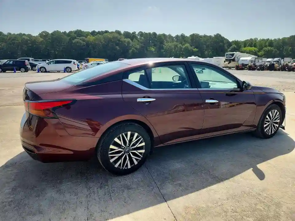 1N4BL4DV0SN411990 2025 NISSAN ALTIMA-2