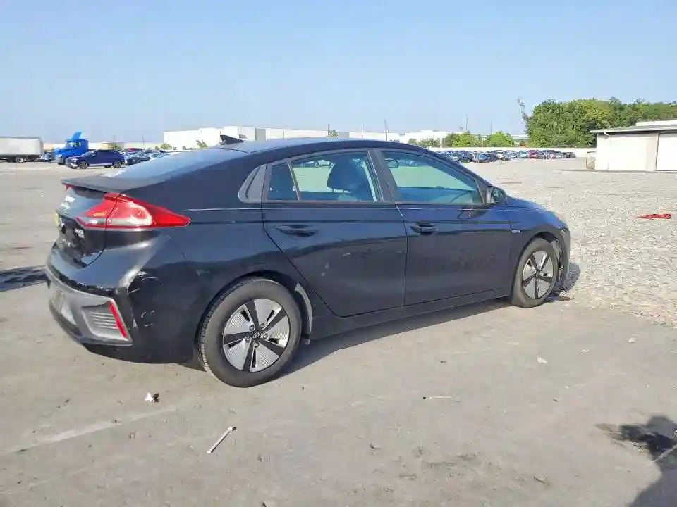 KMHC65LC1HU048475 2017 HYUNDAI IONIQ-2