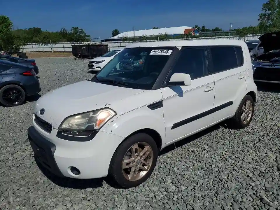 KNDJT2A24B7315126 2011 KIA SOUL-0
