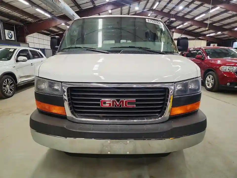 1GTW7FCA2E1132613 2014 GMC SAVANA-4