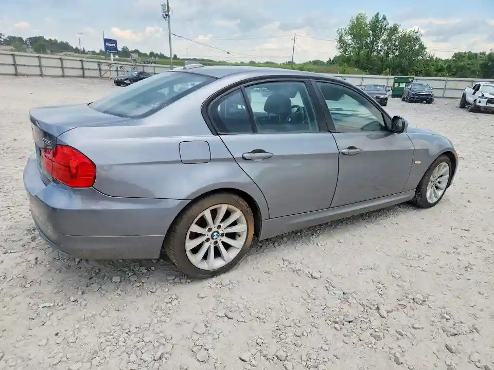 WBAPH5C58BA445947 2011 BMW 3 SERIES-2