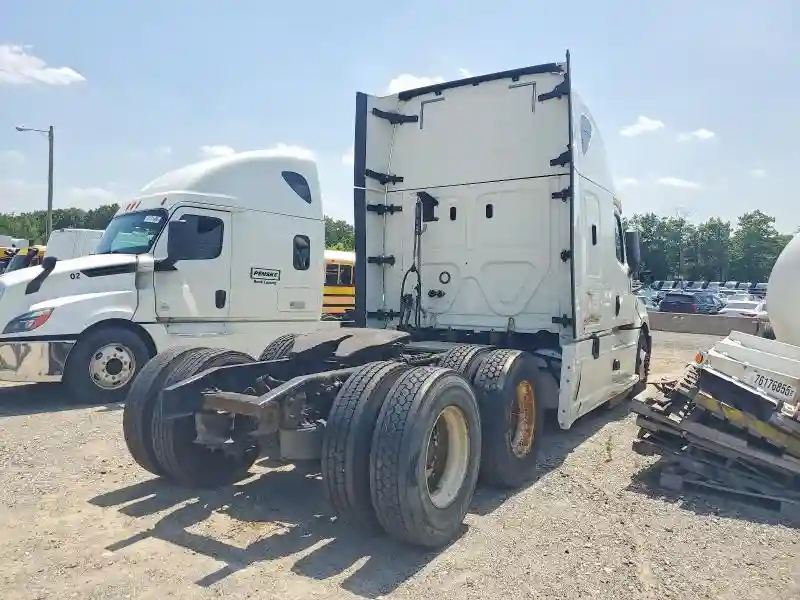 3AKJHHDR6JSJR1263 2018 FREIGHTLINER ALL OTHER-3