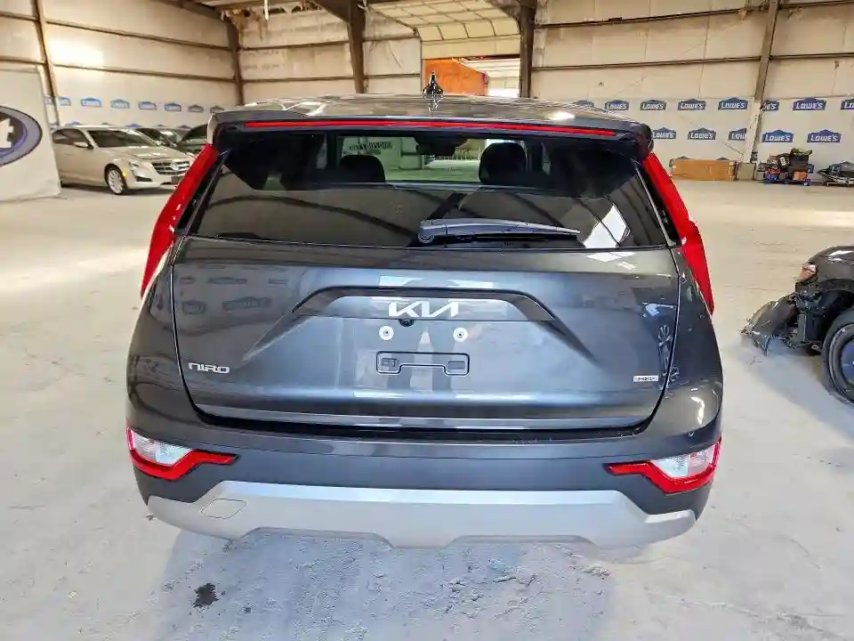 KNDCP3LE9T5339025 2026 KIA NIRO-5