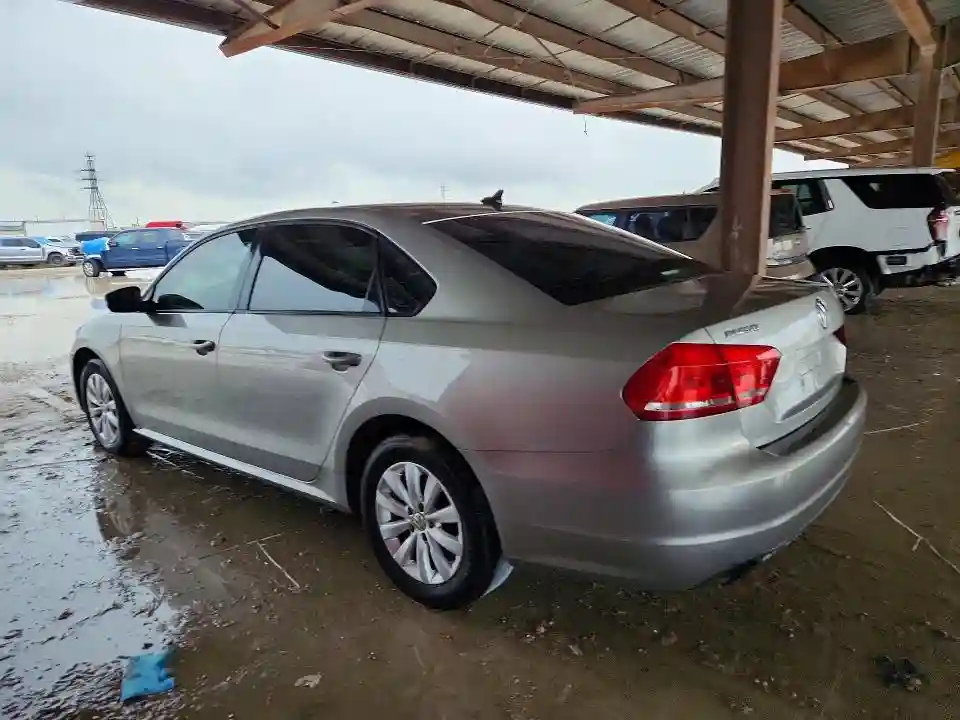 1VWAT7A31EC086385 2014 VOLKSWAGEN PASSAT-1