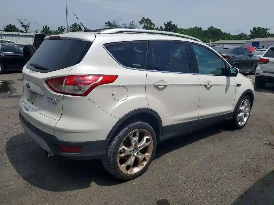 1FMCU0J9XDUA90573 2013 FORD ESCAPE-2