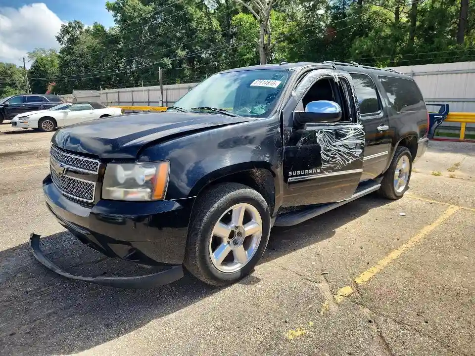 1GNUCKE02AR173357 2010 CHEVROLET SUBURBAN-0