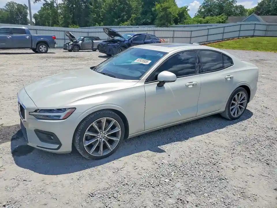 7JR102FKXMG093505 2021 VOLVO S60-0