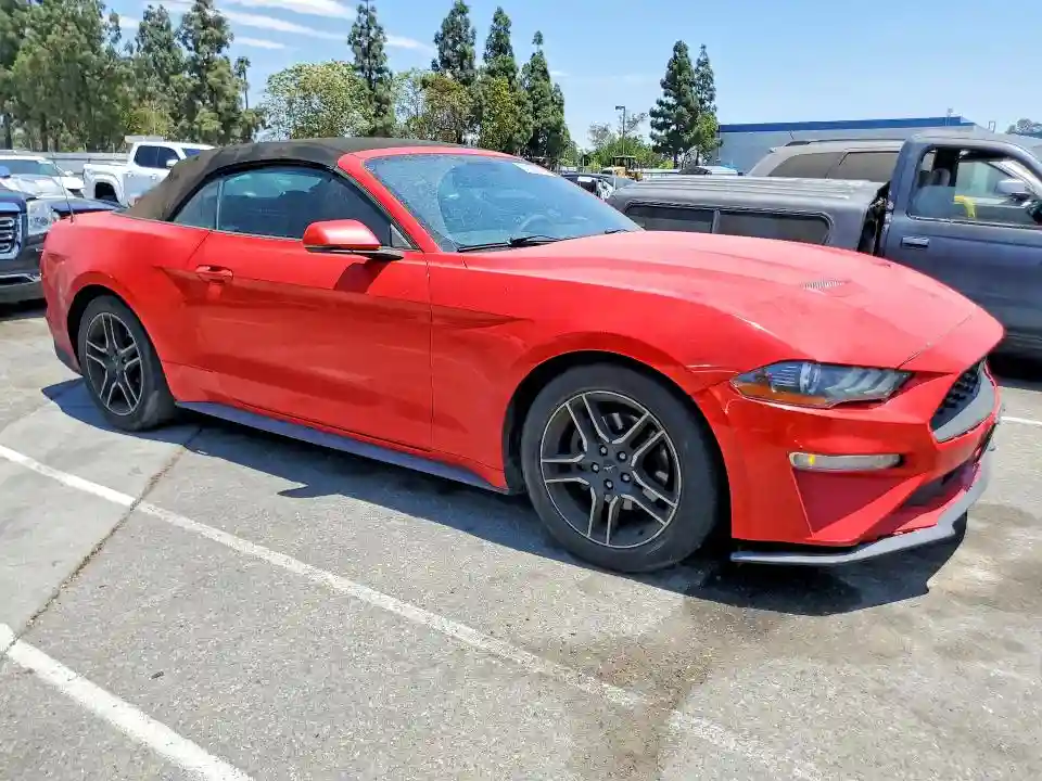 1FATP8UH0J5133469 2018 FORD MUSTANG-3