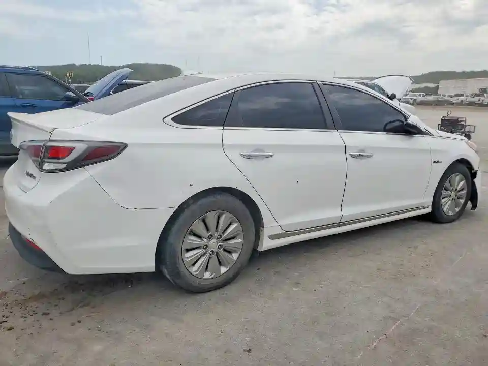 KMHE24L18GA021710 2016 HYUNDAI SONATA-2