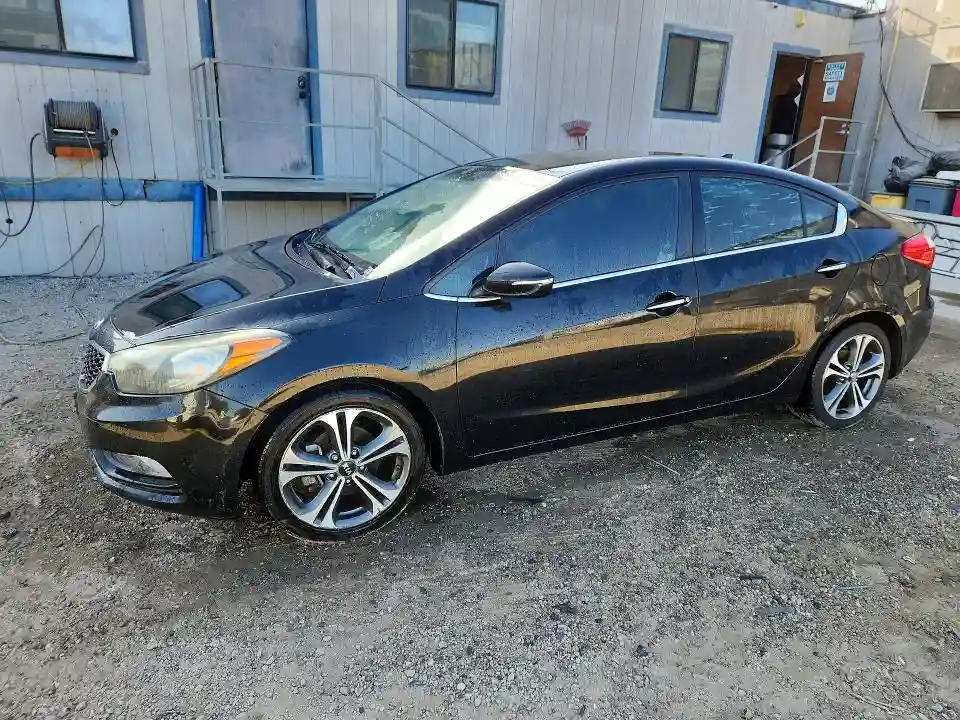 KNAFX4A80G5523479 2016 KIA FORTE-0
