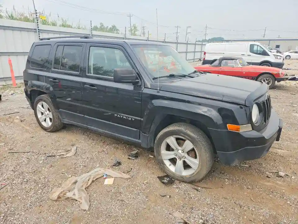1C4NJRFB8CD537518 2012 JEEP PATRIOT-3