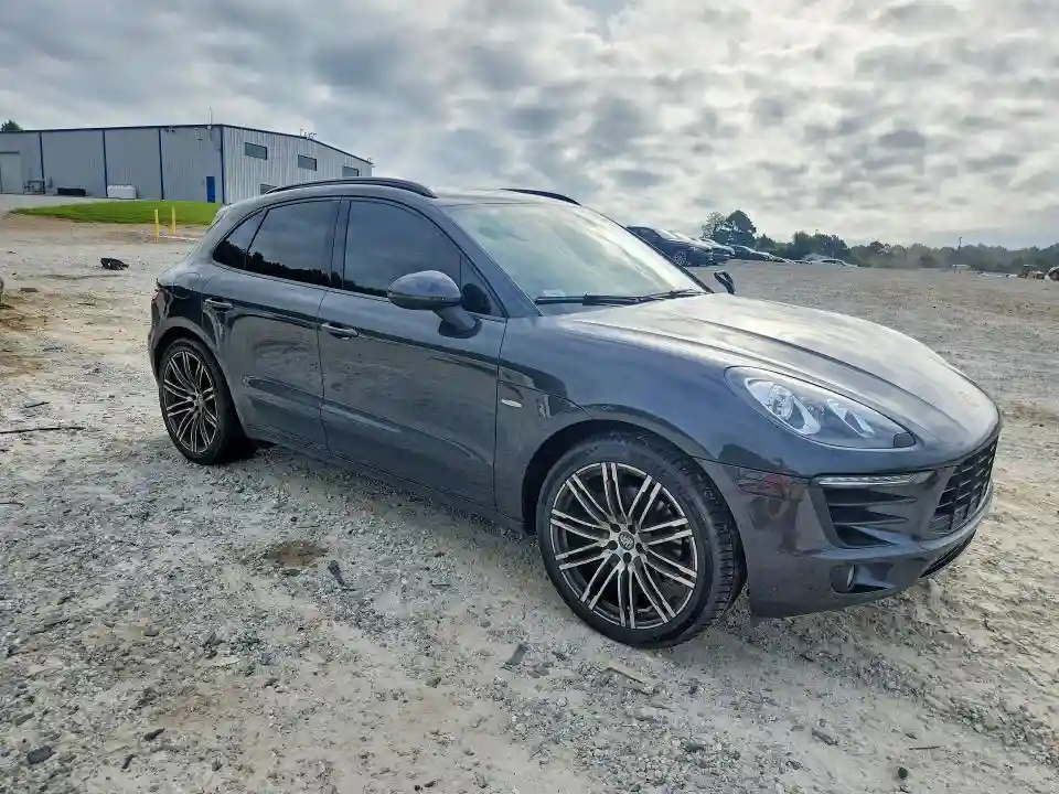 WP1AA2A52HLB02397 2017 PORSCHE MACAN-3