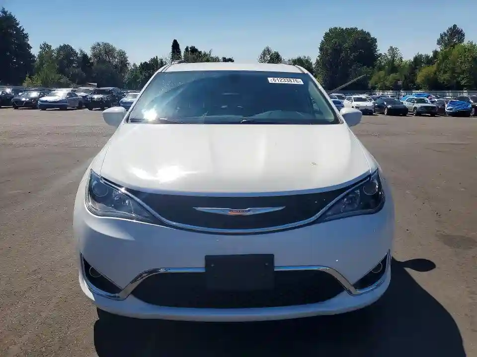 2C4RC1BG1HR816117 2017 CHRYSLER PACIFICA-4