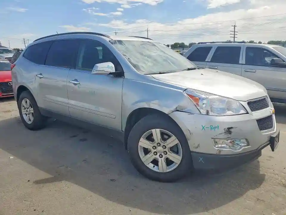1GNKVJED9BJ237411 2011 CHEVROLET TRAVERSE-3