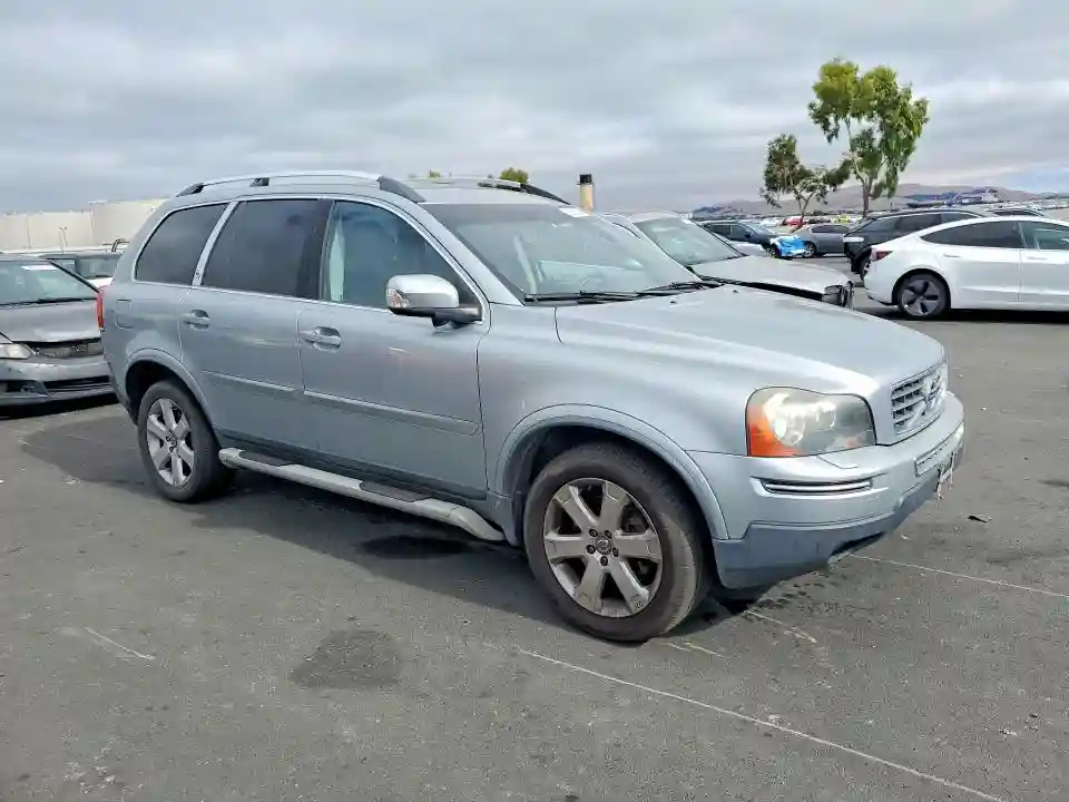 YV4852CZ3B1582664 2011 VOLVO XC90-3