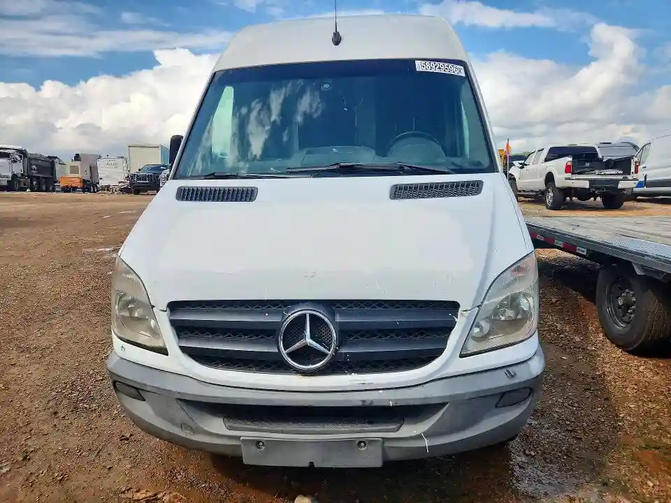 WD3PE8CB7C5610717 2012 MERCEDES-BENZ SPRINTER-4