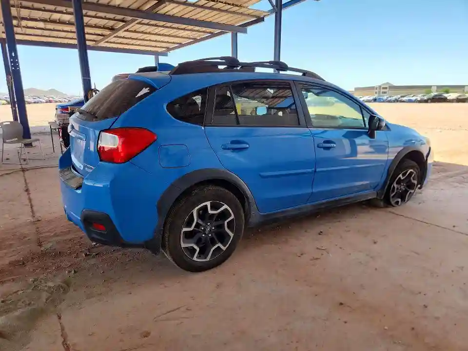 JF2GPANC3HH252228 2017 SUBARU CROSSTREK-2