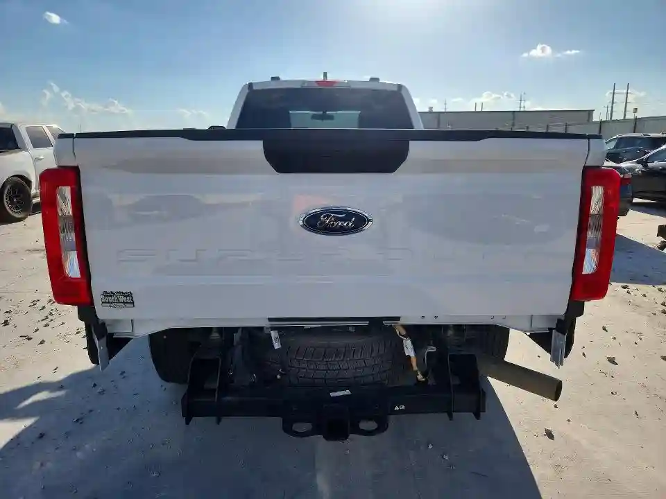 1FTBF2AA1PEE21944 2023 FORD F250-5