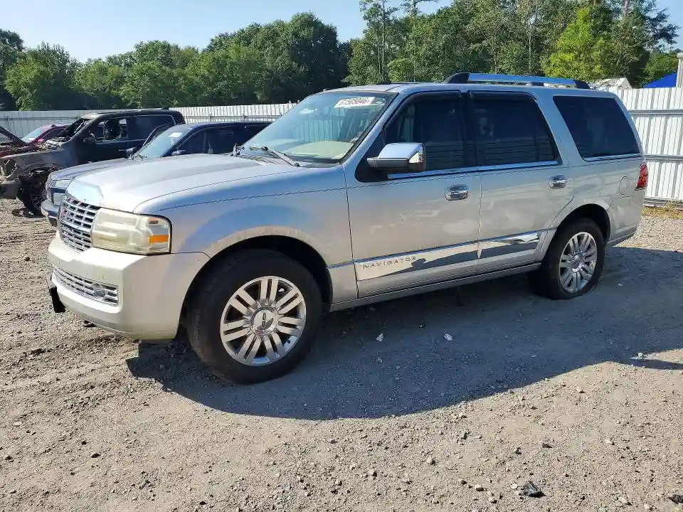 5LMJJ2J51BEJ06284 2011 LINCOLN NAVIGATOR-0