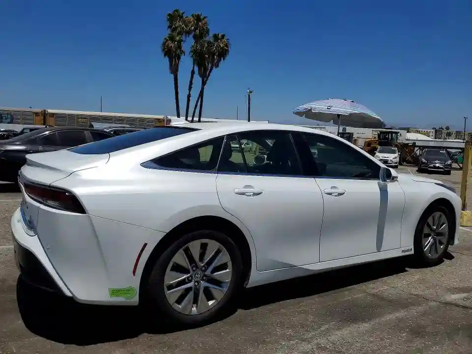 JTDAAAAA6NA006210 2022 TOYOTA MIRAI-2