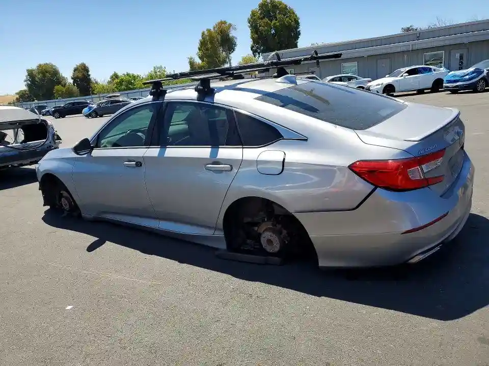 1HGCV1F35JA219572 2018 HONDA ACCORD-1