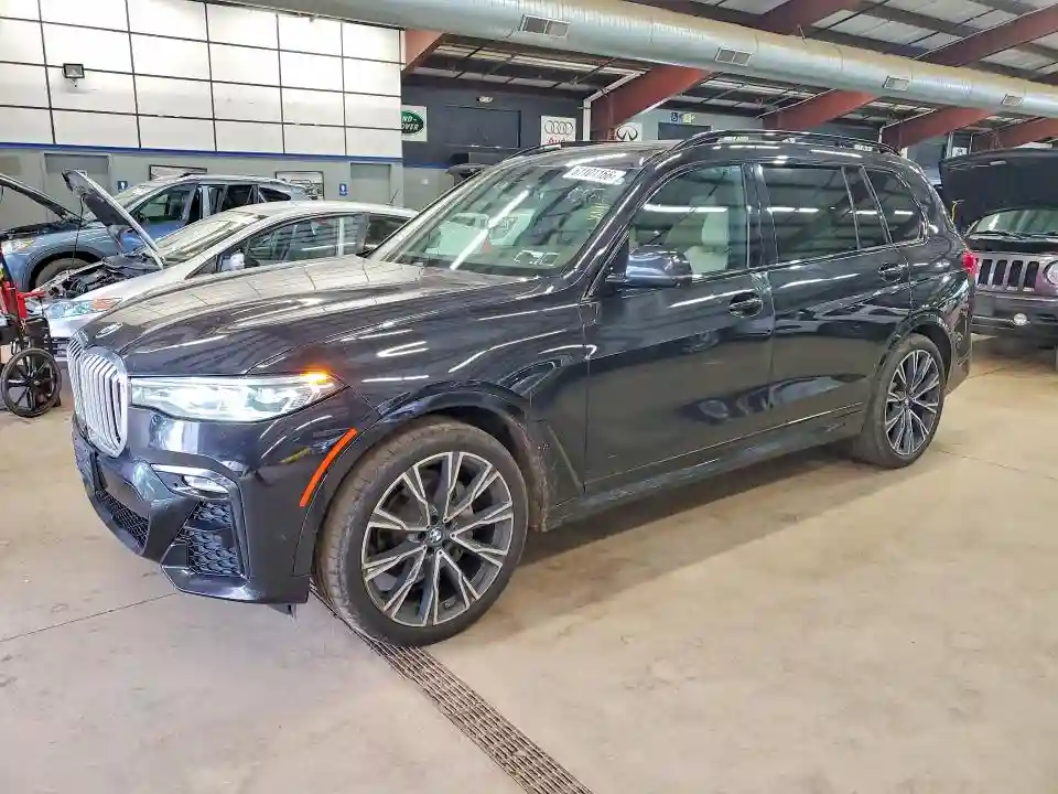 5UXCW2C54KL086153 2019 BMW X7-0