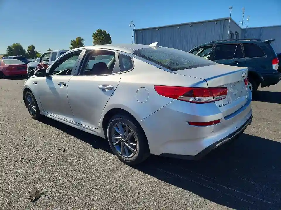 5XXGT4L38LG435788 2020 KIA OPTIMA-1
