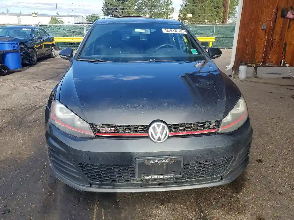 3VW547AU9HM002212 2017 VOLKSWAGEN GTI-4