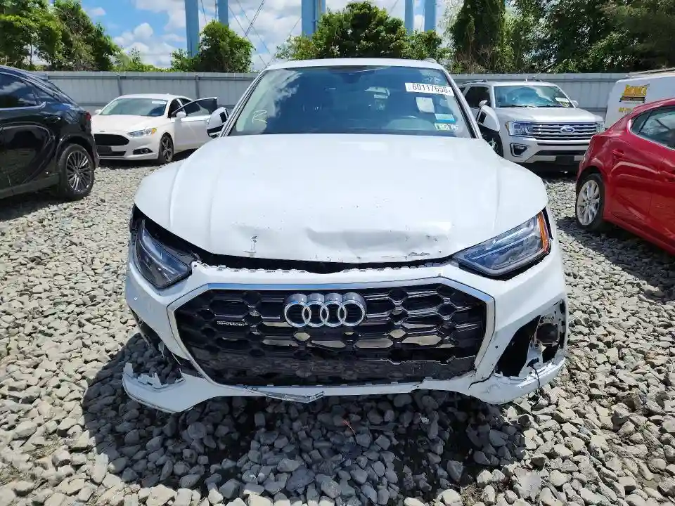 WA1EAAFY1P2046421 2023 AUDI Q5-4
