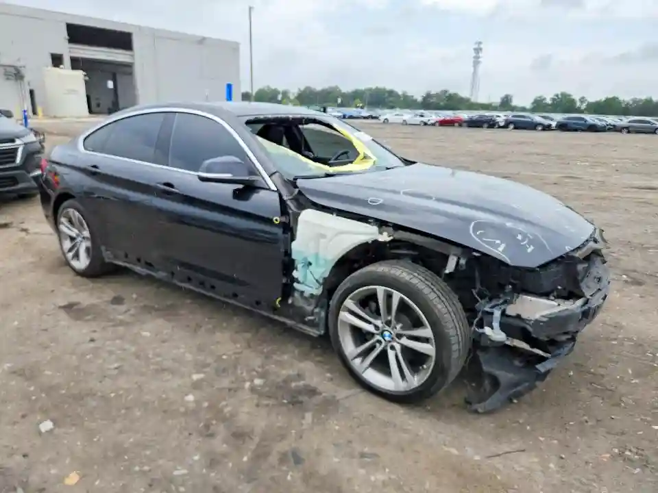 WBA4J3C56KBL07264 2019 BMW 4 SERIES-3