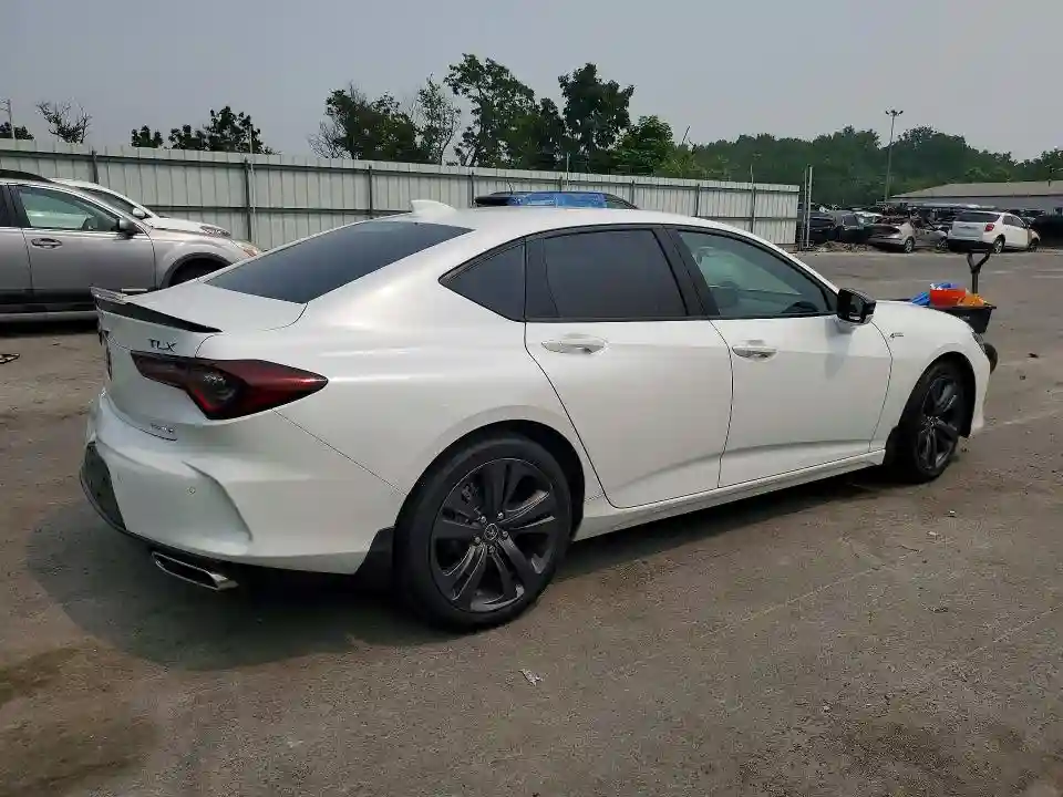19UUB6F5XNA003962 2022 ACURA TLX-2