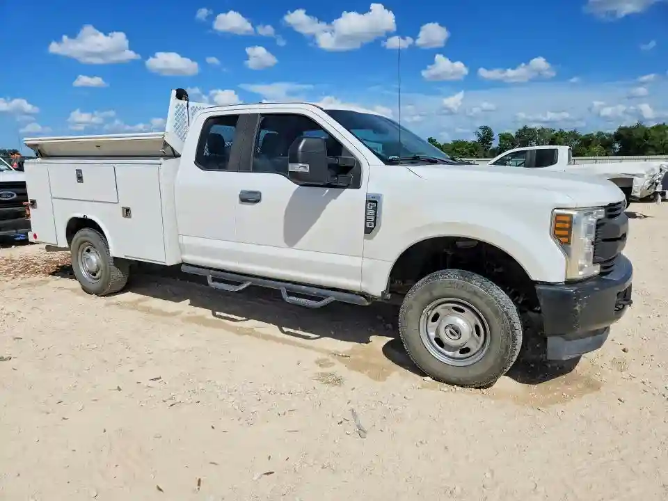 1FD7X2B67KEC83960 2019 FORD F250-3
