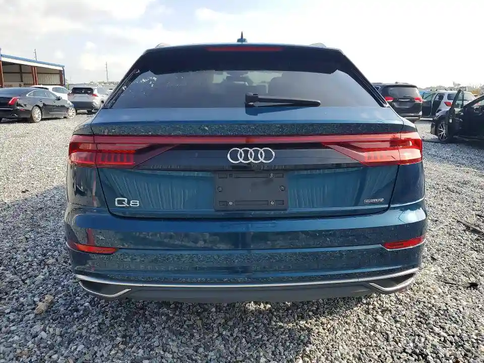 WA1CVAF11KD034605 2019 AUDI Q8-5