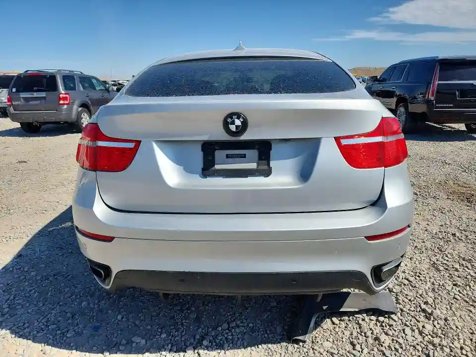 5UXFG8C52CLZ97452 2012 BMW X6-5