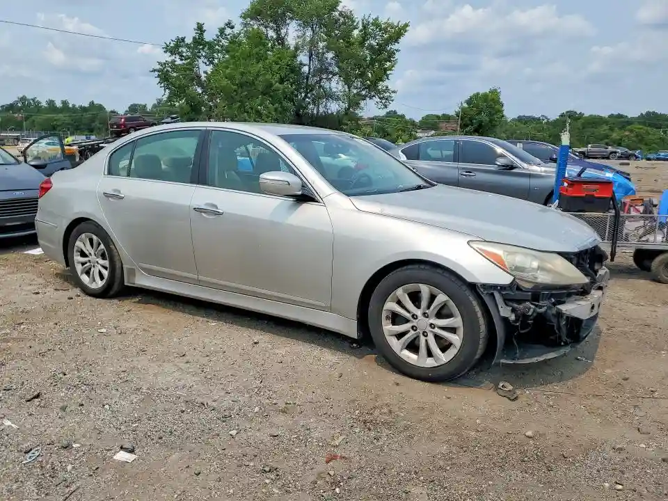 KMHGC4DD0CU177859 2012 HYUNDAI GENESIS-3