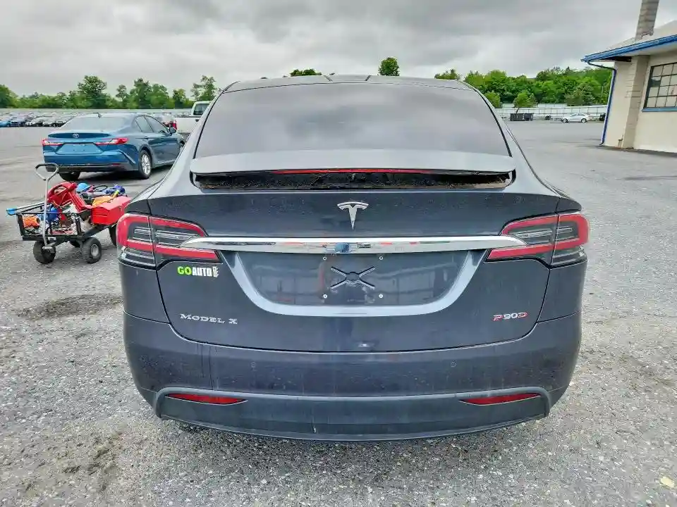 5YJXCBE44GF016355 2016 TESLA MODEL X-5