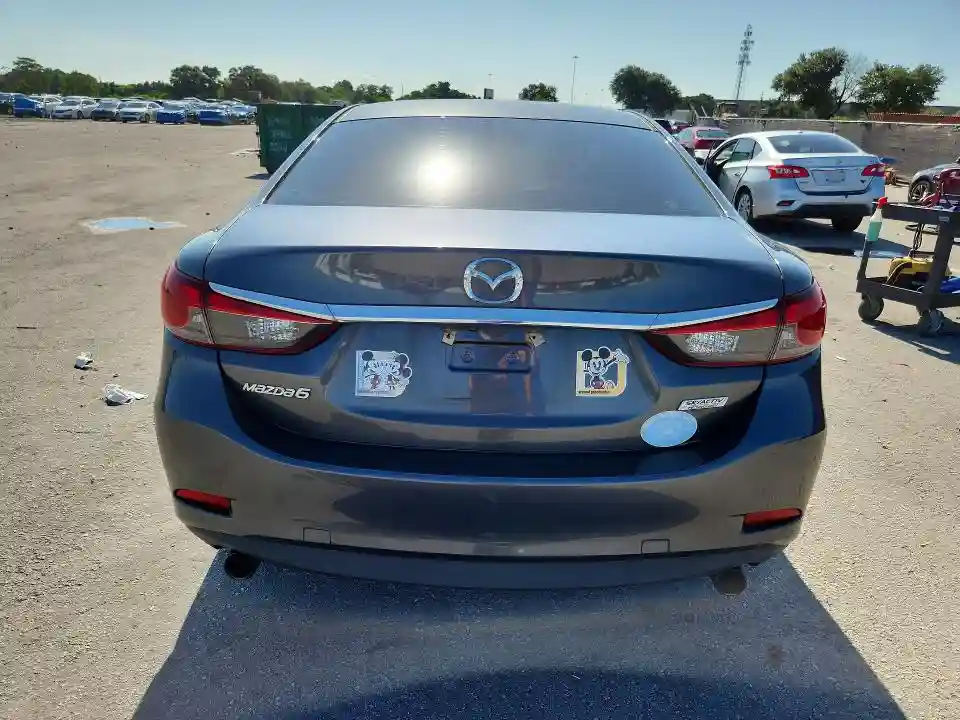 JM1GL1V57H1146692 2017 MAZDA 6-5