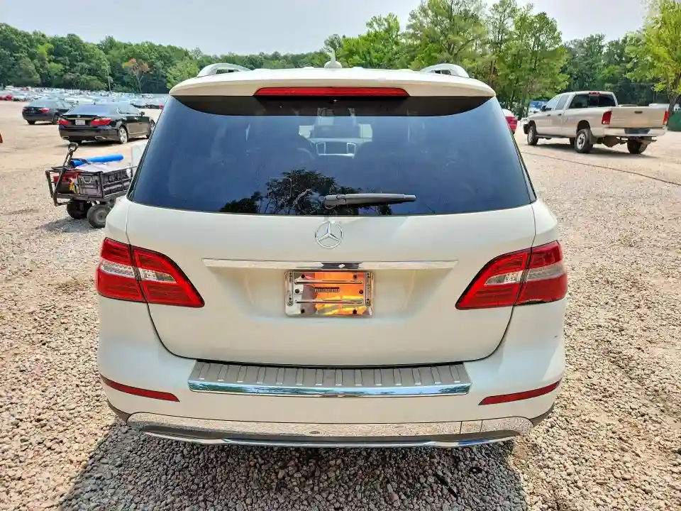 4JGDA2EB5CA029511 2012 MERCEDES-BENZ M-CLASS-5