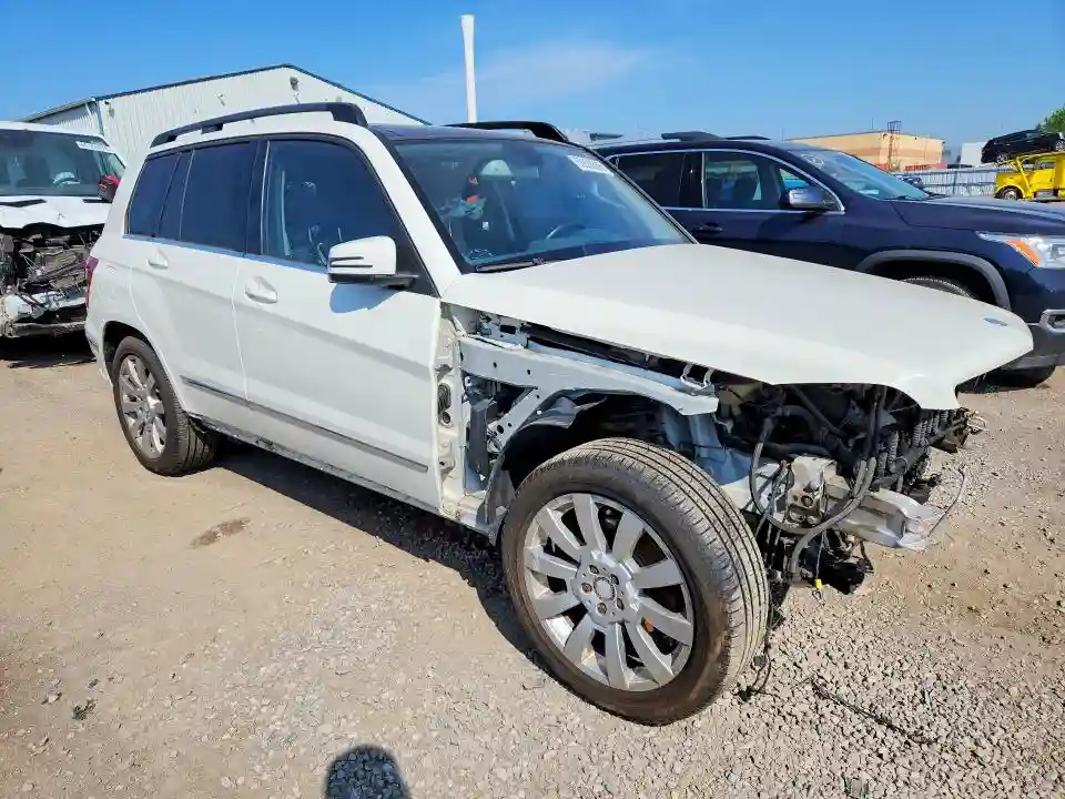 WDCGG8HB0AF324041 2010 MERCEDES-BENZ GLK-CLASS-3