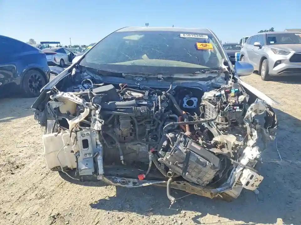 JTDKN3DU3E1832295 2014 TOYOTA PRIUS-4