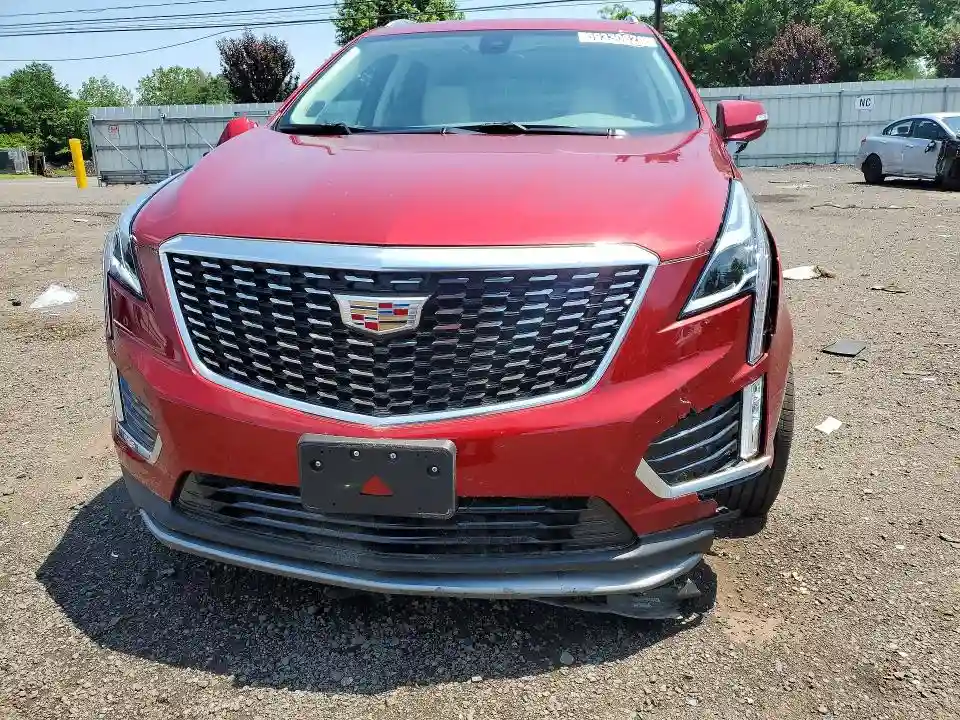 1GYKNDR43SZ146862 2025 CADILLAC XT5-4