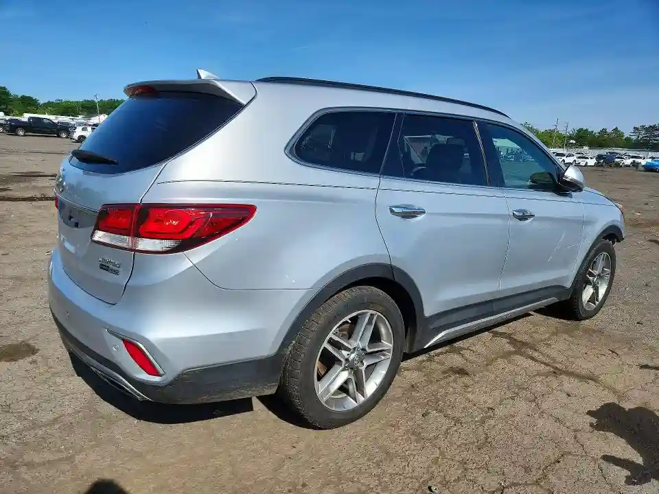 KM8SRDHF5HU250462 2017 HYUNDAI SANTA FE-2