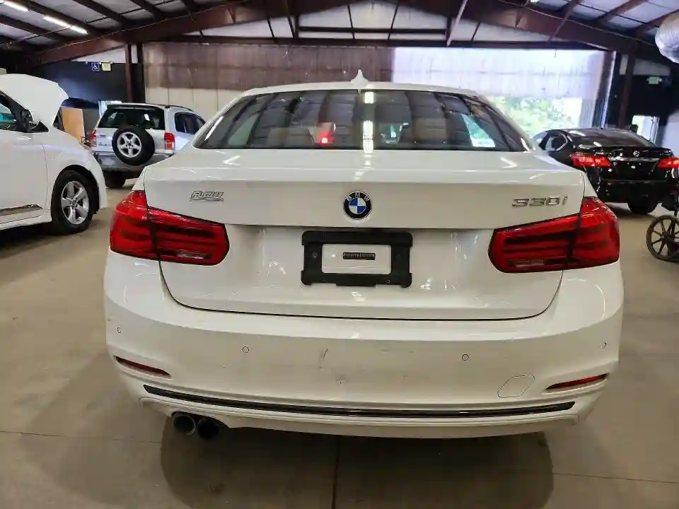 WBA8B9G37HNU56381 2017 BMW 3 SERIES-5