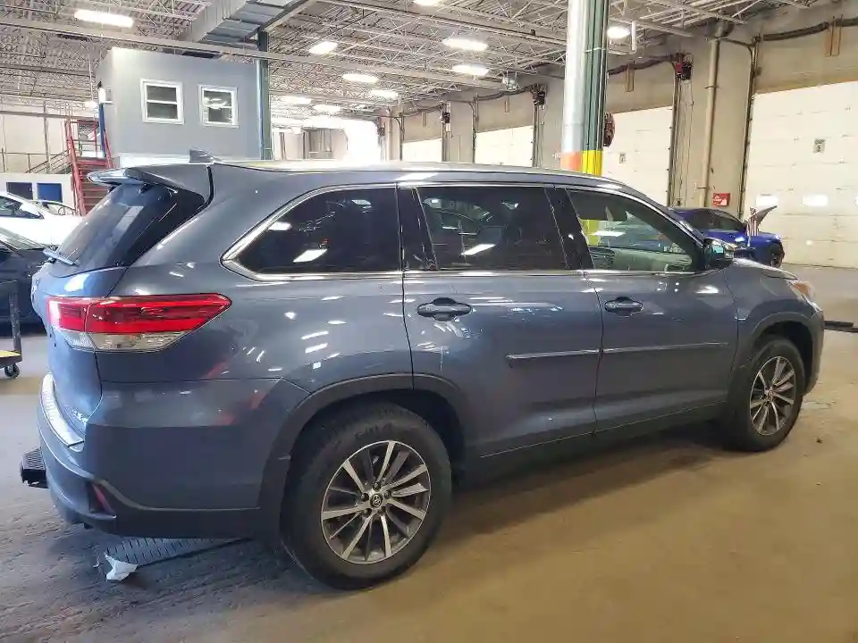 5TDJZRFHXKS708977 2019 TOYOTA HIGHLANDER-2