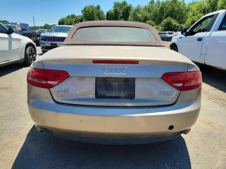 WAULFAFH7BN010722 2011 AUDI A5-5