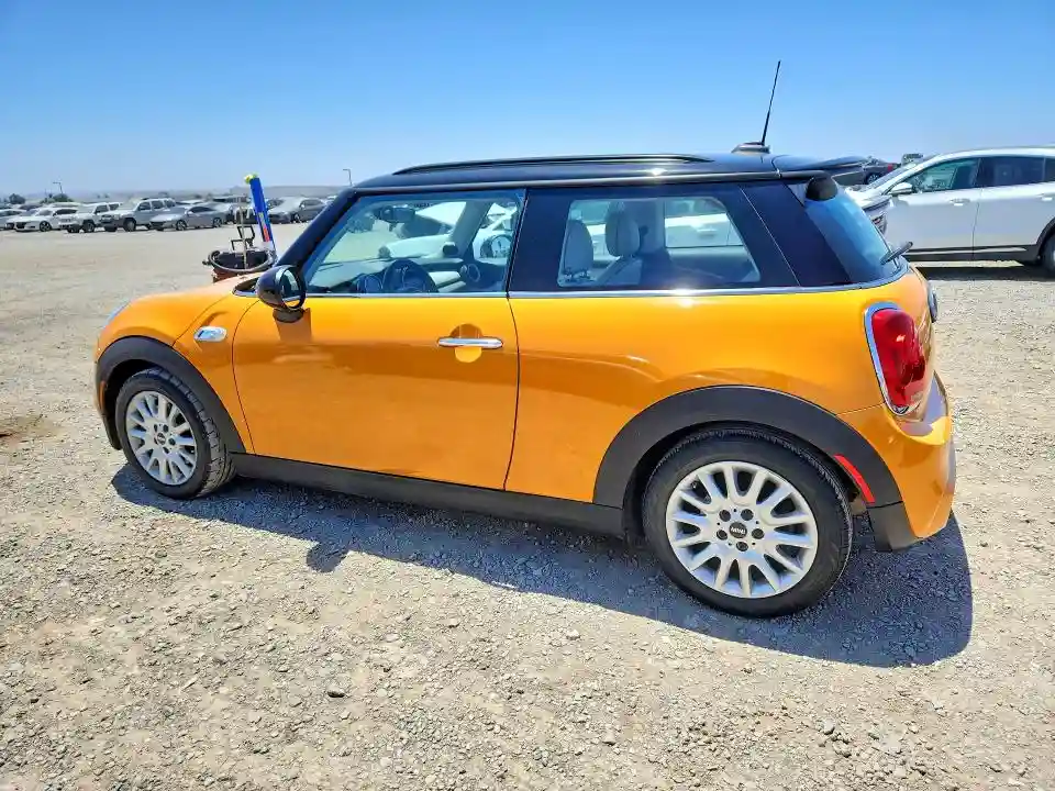 WMWXP7C58F2A33934 2015 MINI COOPER-1
